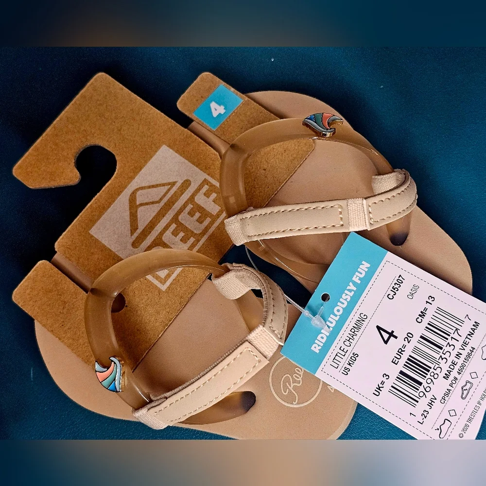 REEF Toddler/Little Kid Charming Flip Flop, Super Lightweight and Soft Footbed